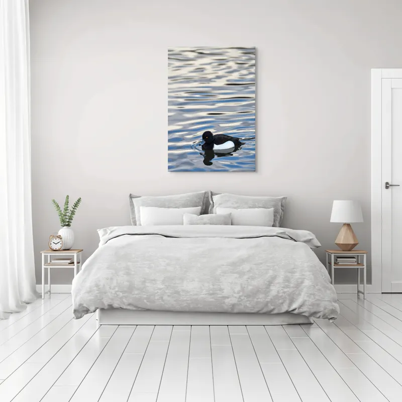 Tablou Canvas, "Rățușca plutind pe apă liniștită", Rață, Apă, Reflecție, Serenitate, Natură, Plutire, Contrast, Liniște, 70 x 100 cm – poza 3