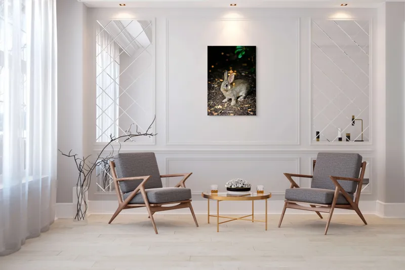 Tablou Canvas, "Iepurașul în lumina pădurii", Iepuraș, Blândețe, Natură, Pământ, Umbre, Lumină, Frunze, 70 x 100 cm – poza 8