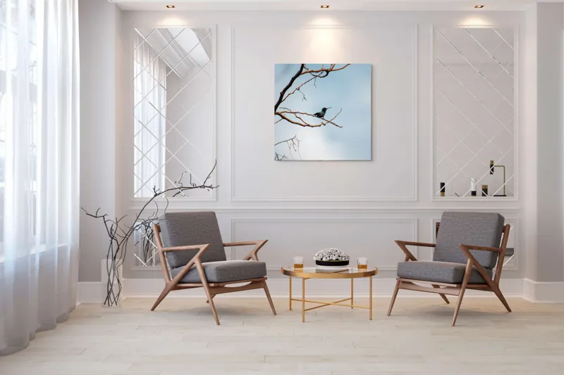 Tablou Canvas, "Colibri pe ramura uscată în lumină", Pasăre, Ramură, Cer, Tranquilitate, Natură, Solitudine, Delicatețe, Frumusețe, 100 x 100 cm – poza 7