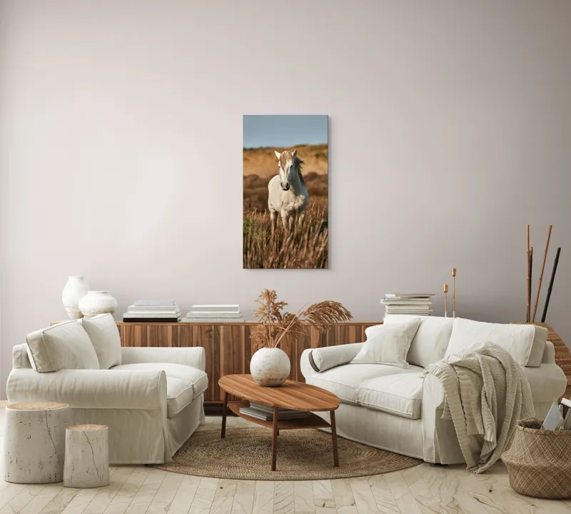 Tablou Canvas, "Un cal alb în sălbăticie", Alb, Cal, Iarbă, Natura, Cer, Dealuri, Liniște, Peisaj, Eleganță, Libertate, 50 x 90 cm – poza 7