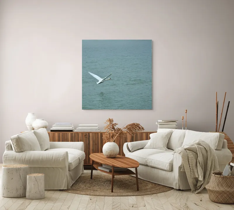Tablou Canvas, "Liniștea unui zbor solitar", Grațiozitate, Libertate, Natură, Liniște, Reflecție, Zbor, Serenitate, 100 x 100 cm – poza 3