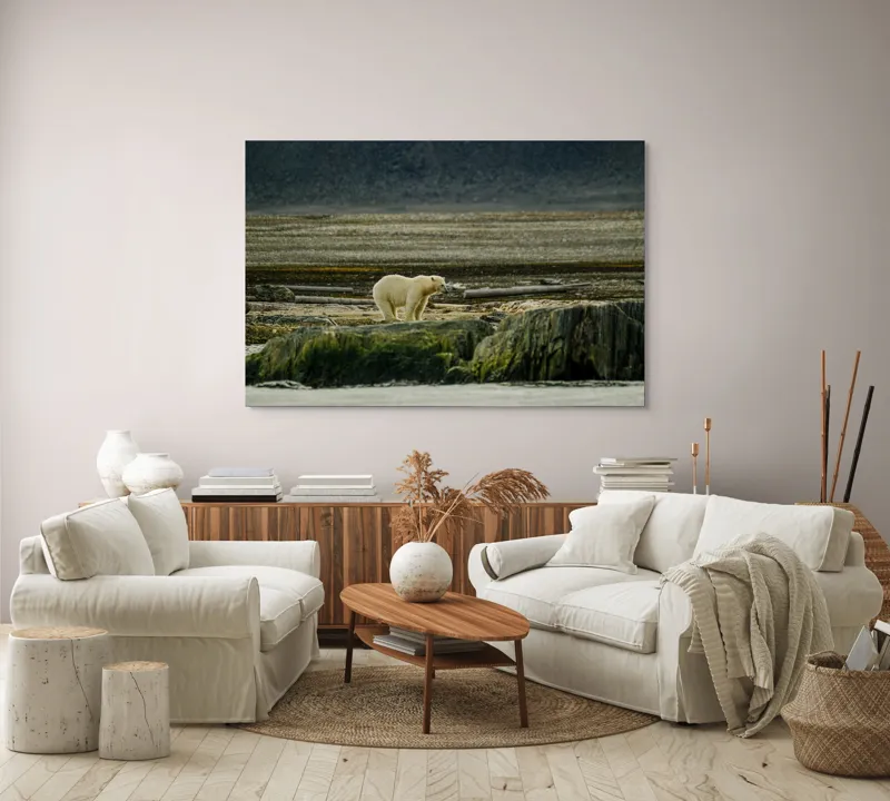 Tablou Canvas, "Urs polar pe țărmul arctic pustiu", Urs, Polar, Teren, Stânci, Natură, Nordic, Peisaj, Blană, Izolare, Sălbăticie, 150 x 100 cm – poza 3