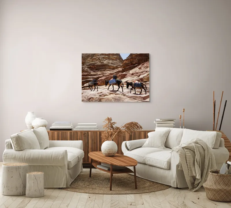 Tablou Canvas pe temă de Deșert și Alpinism, Caravana Măgarilor în Canion, 100 x 70 cm – poza 3