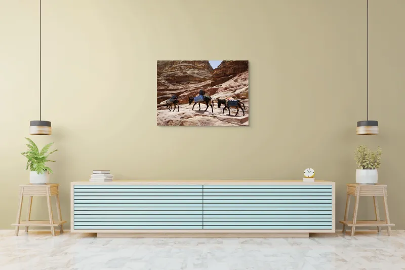 Tablou Canvas pe temă de Deșert și Alpinism, Caravana Măgarilor în Canion, 100 x 70 cm – poza 4