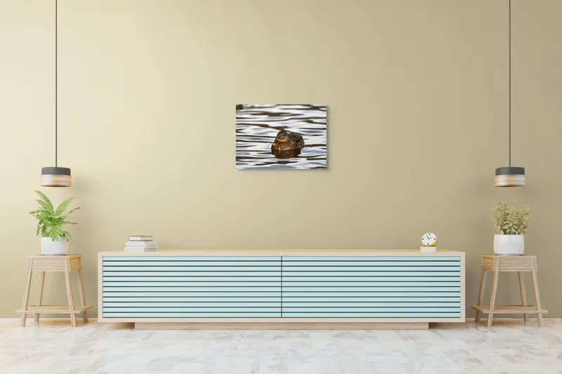Tablou Canvas, "Rață singuratică pe oglinda apei", Rață, Apă, Plutire, Reflecție, Pene, Liniște, Natură, Serenitate., 70 x 50 cm – poza 7