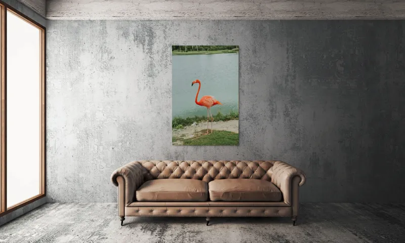 Tablou Canvas, "Flamingo pe malul lacului liniștit", Flamingo, Roz, Grațios, Apă, Verdeață, Cer, Eleganță, Natură, 100 x 150 cm – poza 6