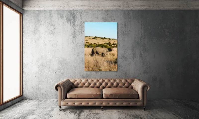 Tablou Canvas, "Rinocerii în savana africană", Rinocer, Savana, Vegetație, Arbuști, Cer Senin, Pajiște, Peisaj, Natură, 100 x 150 cm – poza 6