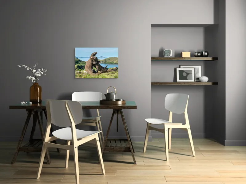 Tablou Canvas, "Îmbrățișarea dragonilor de Komodo", Balans, Natură, Forță, Întindere, Armonie, Salbaticie, Lumină, Peisaj, Verzișor, Relaxare., 70 x 50 cm – poza 5