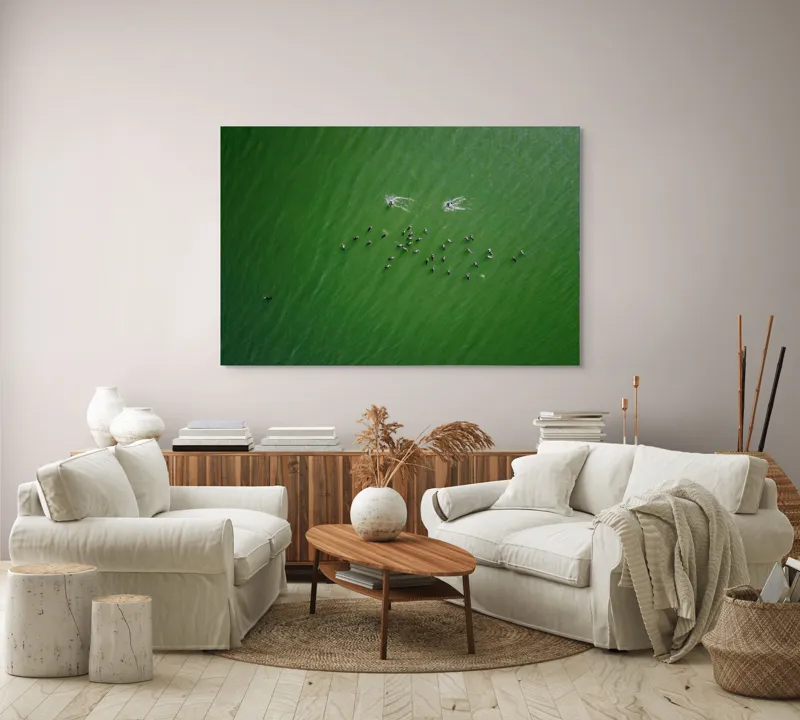 Tablou Canvas, "Dansul păsărilor pe lac verde", Nu știu cine este în imagine., 150 x 100 cm – poza 3