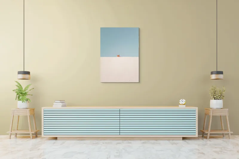 Tablou Canvas, "Pisica și peretele alb curat", Pisică, Curioasă, Zid, Cer, Minimalism, Contrast, Simplu, Solitar, Observator, Blândețe, 70 x 100 cm – poza 5