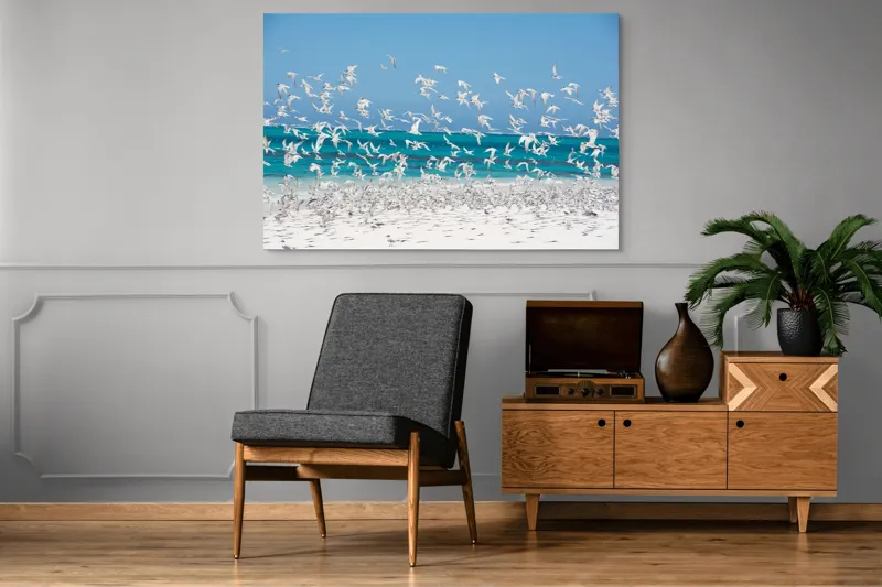 Tablou Canvas, "Dansul pescărușilor deasupra plajei însorite", Păsări, Cer, Plajă, Valuri, Nisip, Ocean, Zbor, Aripi, Libertate, Natură, 150 x 100 cm – poza 8