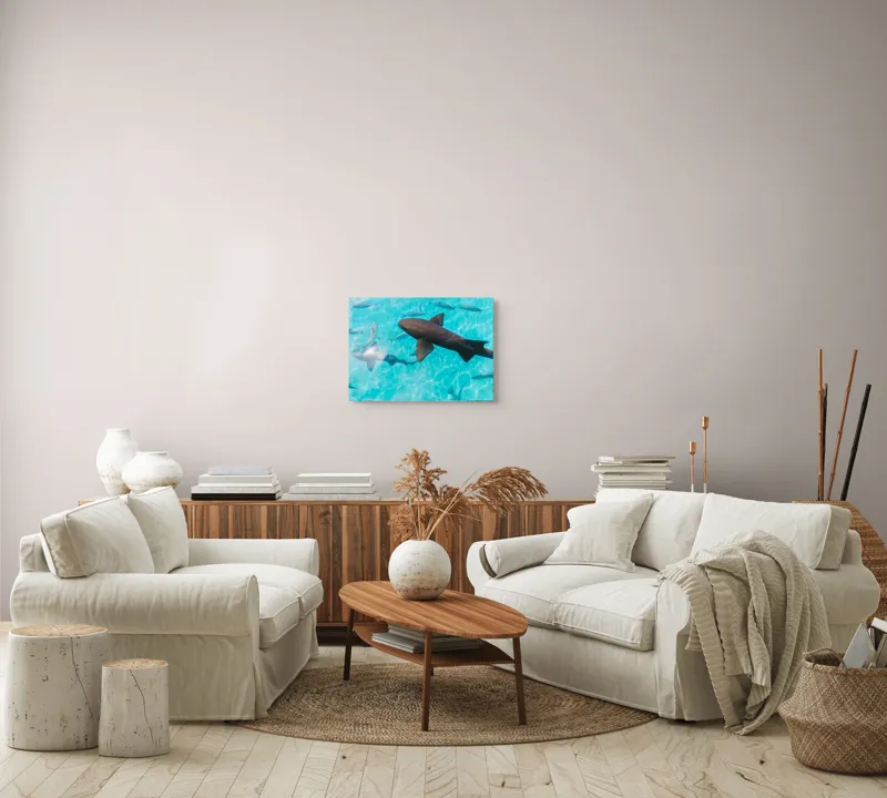 Tablou Canvas, "Rechini înotând în oceanul albastru", Rechini, Pești, Apă, Lumină, Azur, Reflexii, Mișcare, Ocean., 54 x 39 cm – poza 5
