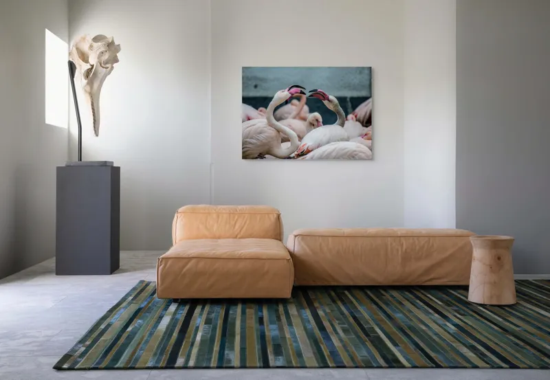 Tablou Canvas, "Flamingo în mijlocul conversației roz", Flamingo, Grație, Eleganță, Roz, Armonie, Natură, Dans, Serenitate, Frumusețe, 100 x 70 cm – poza 7