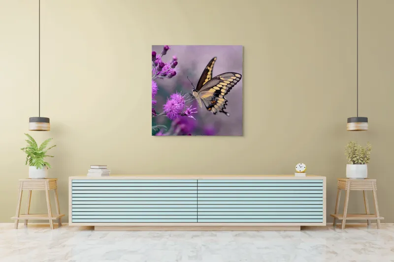 Tablou Canvas, "Fluture grațios pe flori mov", Fluture, Flori, Mov, Delicatețe, Natură, Fragilitate, Culoare, Aripi, Seninătate, Contrast, 100 x 100 cm – poza 5