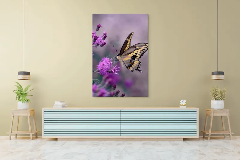Tablou Canvas, "Fluture grațios pe flori mov", Fluture, Flori, Mov, Delicatețe, Natură, Fragilitate, Culoare, Aripi, Seninătate, Contrast, 100 x 150 cm – poza 4