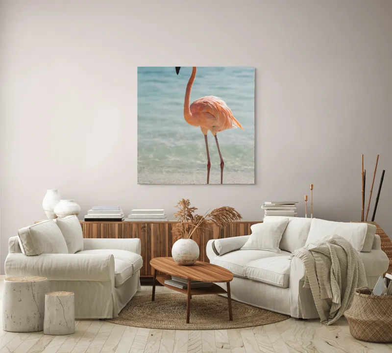 Tablou Canvas, "Flamingo elegant pe malul mării", Flamingo, Plajă, Apă, Cer, Nisip, Eleganță, Tranquilitate, Roz, Natură, 100 x 100 cm – poza 3