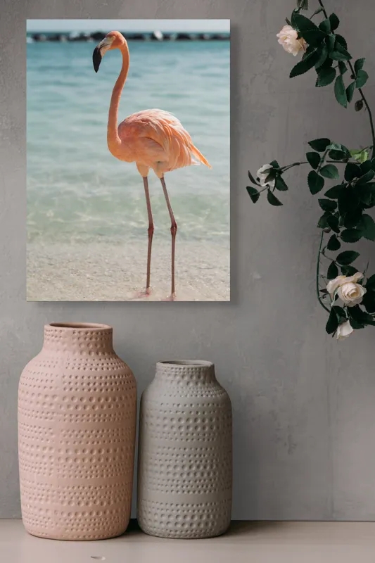 Tablou Canvas, "Flamingo elegant pe malul mării", Flamingo, Plajă, Apă, Cer, Nisip, Eleganță, Tranquilitate, Roz, Natură, 39 x 54 cm – poza 6