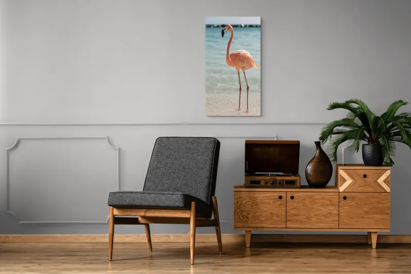Tablou Canvas, "Flamingo elegant pe malul mării", Flamingo, Plajă, Apă, Cer, Nisip, Eleganță, Tranquilitate, Roz, Natură, 50 x 90 cm – poza 8