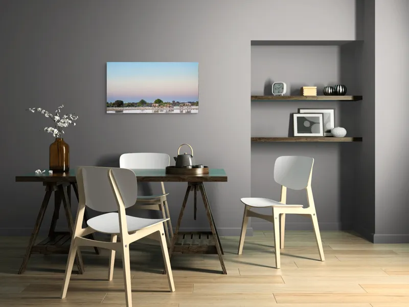 Tablou Canvas, "Elefanți traversând oglinda apelor dimineții", Elefanți, Apus, Apă, Serenitate, Natură, Reflecție, Culoare, Călătorie, 90 x 50 cm – poza 3