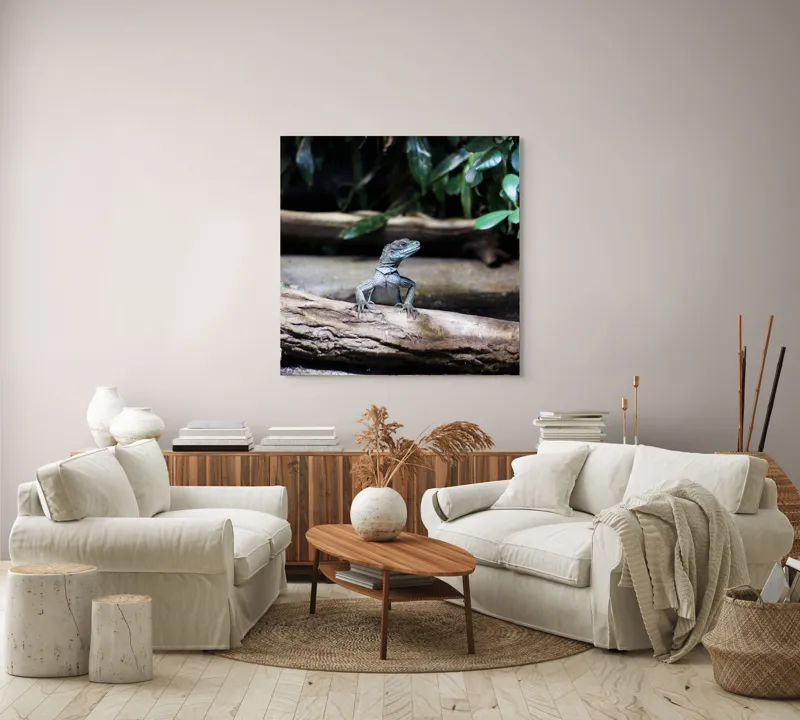 Tablou Canvas, "Sopârla stăpână pe teritoriul ei", Șopârlă, Ramură, Frunze, Natură, Tropical, Verde, Habitat, Scalare, 100 x 100 cm – poza 3