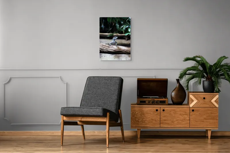 Tablou Canvas, "Sopârla stăpână pe teritoriul ei", Șopârlă, Ramură, Frunze, Natură, Tropical, Verde, Habitat, Scalare, 50 x 70 cm – poza 8