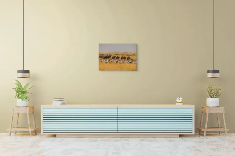 Tablou Canvas, "Migrația turmelor prin savană africană", Zebre, Gnu, Savana, Iarbă, Cer, Migrație, Turmă, Peisaj, Natură, Sălbatic., 70 x 50 cm – poza 7
