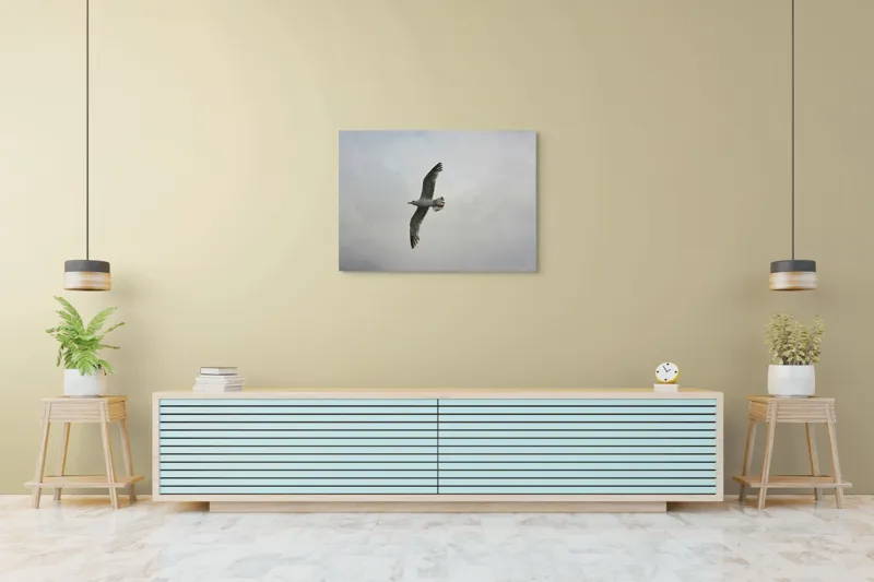 Tablou Canvas, "Zborul liniștit al pescărușului alb", Pescăruș, Cer, Zbor, Aripi, Libertate, Nor, Natură, Liniște, 100 x 70 cm – poza 4