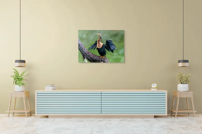Tablou Canvas, "Cormoranul scuturându-se după ploaie", Pasăre, Aripi, Apă, Trunchi, Verde, Penaj, Textură, Natură., 100 x 70 cm – poza 4