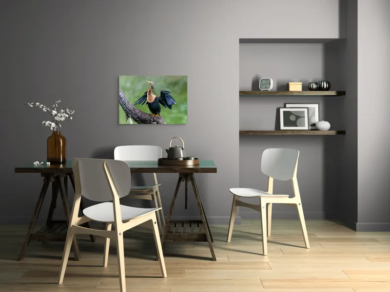 Tablou Canvas, "Cormoranul scuturându-se după ploaie", Pasăre, Aripi, Apă, Trunchi, Verde, Penaj, Textură, Natură., 70 x 50 cm – poza 5