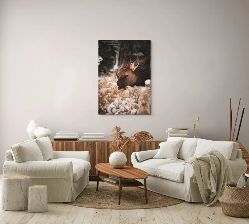 Tablou Canvas, "Iarna și liniștea căprioarei păscând", Urs, Zăpadă, Blană, Natură, Iarnă, Nas, Plante, Frig, Linie, Ochi, Colorat, Peisaj, Liniște, Studio, Frumusețe, Atingere, 70 x 100 cm – poza 4