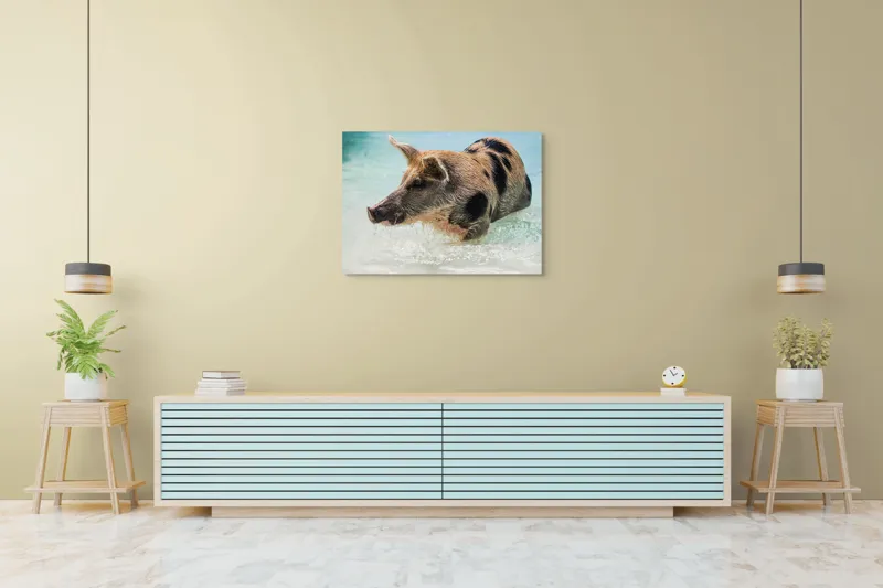 Tablou Canvas, "Porcul aventuros în mare albastră", Porc, Apă, Înot, Pete, Frumusețe, Natură, Joacă, Relaxare, 100 x 70 cm – poza 4
