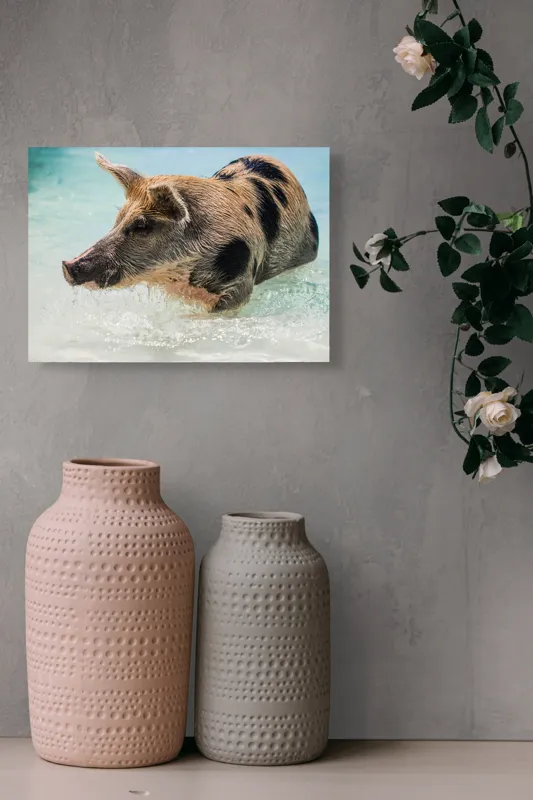 Tablou Canvas, "Porcul aventuros în mare albastră", Porc, Apă, Înot, Pete, Frumusețe, Natură, Joacă, Relaxare, 54 x 39 cm – poza 8