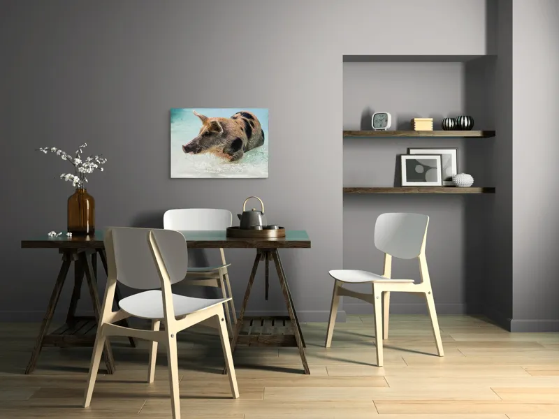 Tablou Canvas, "Porcul aventuros în mare albastră", Porc, Apă, Înot, Pete, Frumusețe, Natură, Joacă, Relaxare, 70 x 50 cm – poza 5