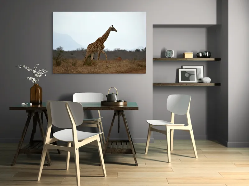 Tablou Canvas, "Gingașul rege al savanei africane", Girafă, Savana, Cer, Arbori, Pământ, Sălbăticie, Picioare, Eleganță, Gât, Peisaj, 150 x 100 cm – poza 5
