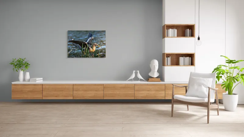 Tablou Canvas, "Pasărea elegantă pe marginea apei", Pasăre, Apă, Aripi, Stuf, Nuanțe, Natură, Lumină, Răsfirare, Grație, Pene, 100 x 70 cm – poza 6
