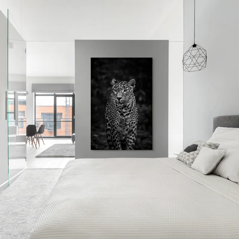 Tablou Canvas, "Leopardul din umbra tainica", Leopard, Grație, Forță, Eleganță, Mister, Pădure, Noapte, Prădător, Tăcere, Feline, 100 x 150 cm – poza 5