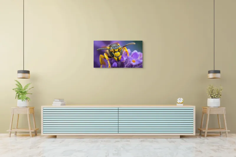 Tablou Canvas, "Viespe pe floare de lavandă", Albina, Flori, Culori, Natură, Macrofotografie, 90 x 50 cm – poza 5