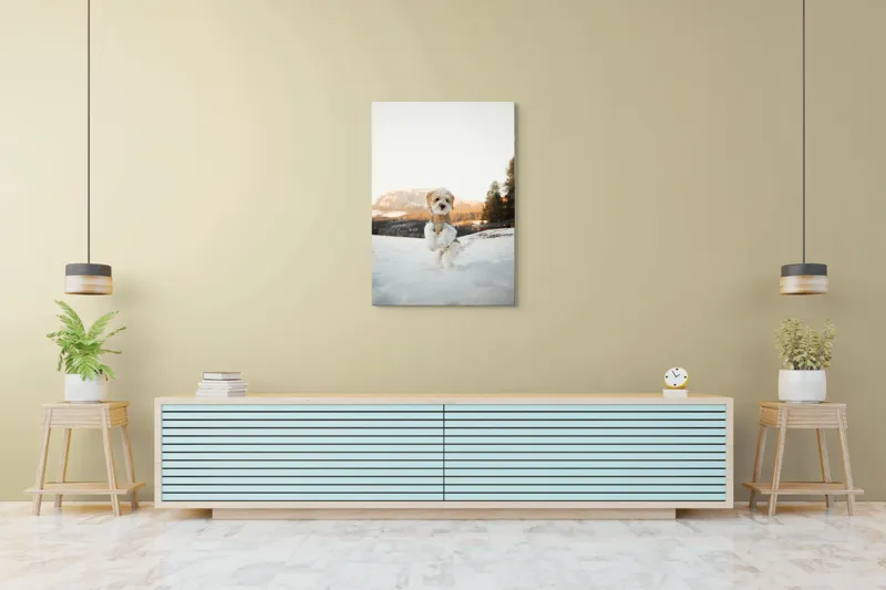 Tablou Canvas, "Cățel jucăuș în zăpadă alpină", 70 x 100 cm – poza 5