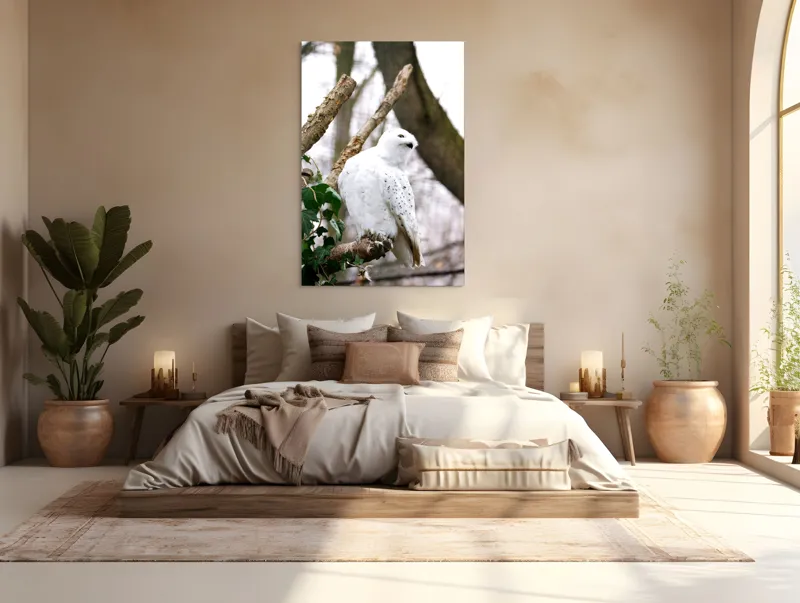 Tablou Canvas, "Bufnița polară pe o ramură uscată", Bufniță, Albă, Majestică, Ramură, Frunze, Ochi, Pană, Natural, Pădure, Observație, 100 x 150 cm – poza 3