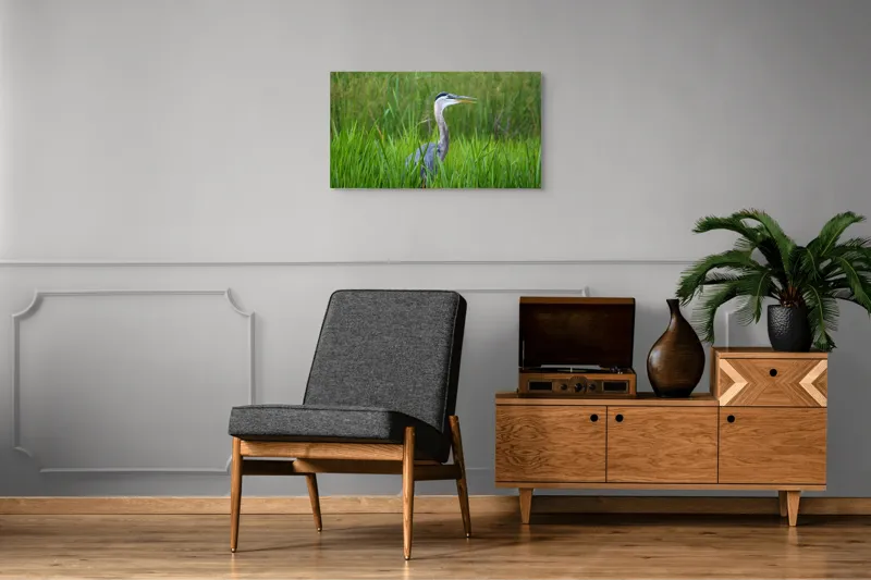 Tablou Canvas, "Egreta în iarba verde smarald", Albastru, Elegant, Stuf, Natura, Pasare, Serenitate, Verde., 90 x 50 cm – poza 6
