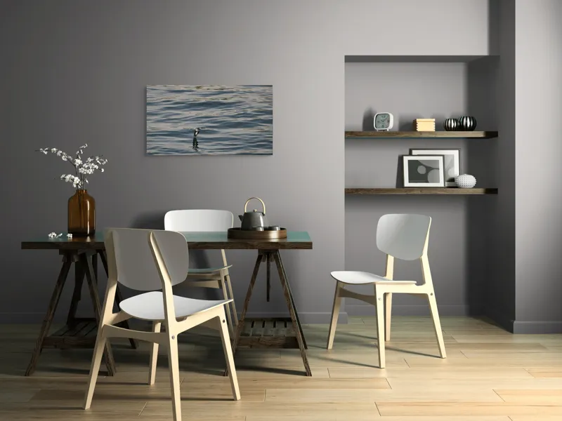 Tablou Canvas, "Pasărea alunecând deasupra apei liniștite", Pasăre, Reflecție, Zbor, Apă, Ondulații, Serenitate, Culoare, Natură, 90 x 50 cm – poza 3
