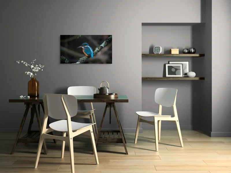 Tablou Canvas, "Pescăraș albastru pe ramură muscată", Pene, Albastru, Pasăre, Culoare, Ramură, Plasă, Natură, 90 x 50 cm – poza 3
