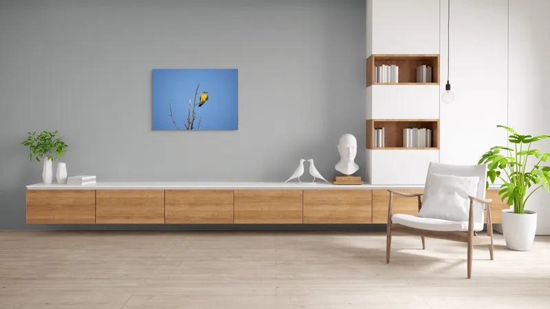 Tablou Canvas, "Pasărea solitară pe cerul senin", Pasăre, Ramură, Cer, Albastru, Zbor, Natură, Liniște, Frumusețe., 100 x 70 cm – poza 6