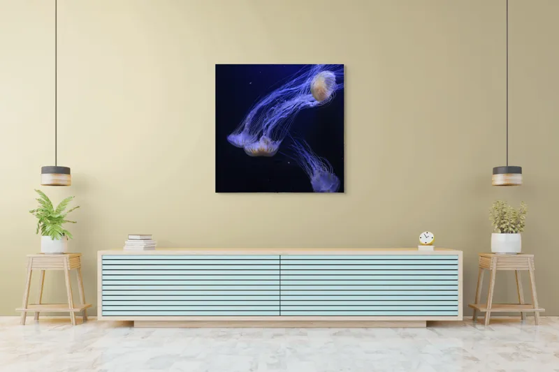 Tablou Canvas, "Dansul grațios al meduzelor fosforescente", Mister, Eleganță, Grație, Lumină, Fluiditate, Dans, Ocean, Delicat, Fascinație, Plutire, 100 x 100 cm – poza 5
