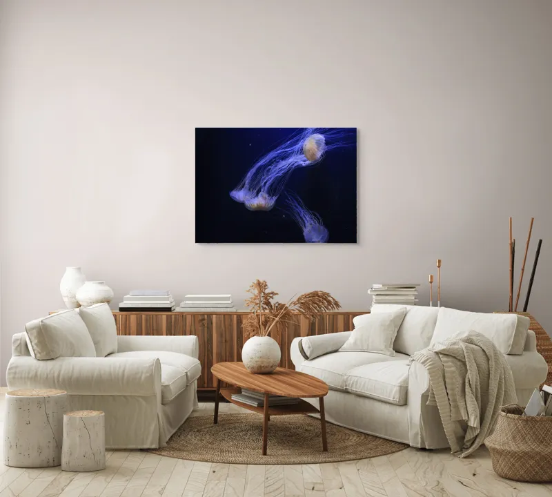 Tablou Canvas, "Dansul grațios al meduzelor fosforescente", Mister, Eleganță, Grație, Lumină, Fluiditate, Dans, Ocean, Delicat, Fascinație, Plutire, 100 x 70 cm – poza 3
