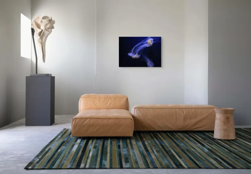 Tablou Canvas, "Dansul grațios al meduzelor fosforescente", Mister, Eleganță, Grație, Lumină, Fluiditate, Dans, Ocean, Delicat, Fascinație, Plutire, 70 x 50 cm – poza 8