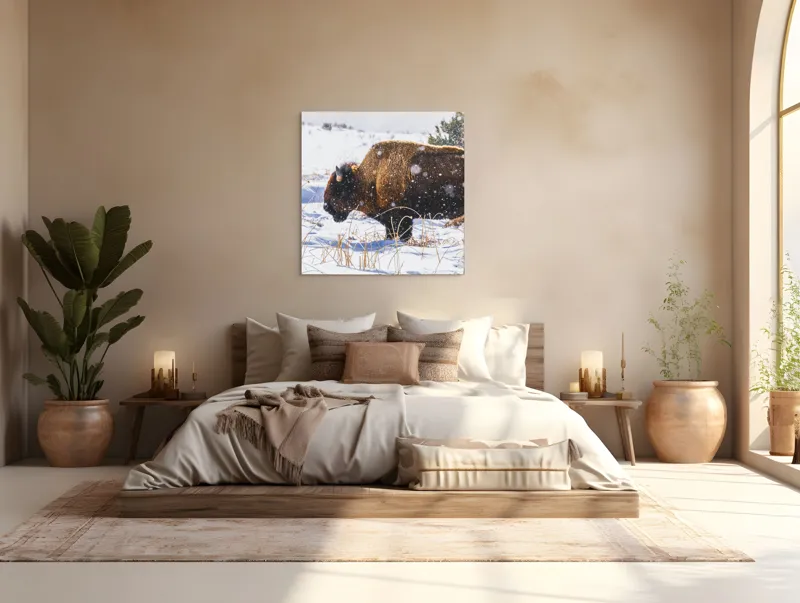 Tablou Canvas, "Bizon în peisaj de iarnă albă", Zăpadă, Bizon, Iarbă, Iarnă, Peisaj, Natura, Frig, Albul, Animal, Serenitate, 100 x 100 cm – poza 4