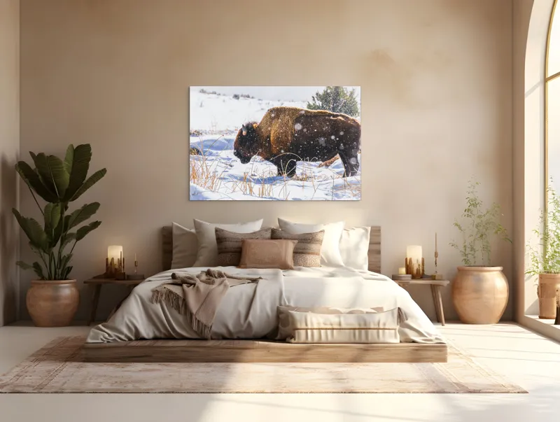 Tablou Canvas, "Bizon în peisaj de iarnă albă", Zăpadă, Bizon, Iarbă, Iarnă, Peisaj, Natura, Frig, Albul, Animal, Serenitate, 150 x 100 cm – poza 4