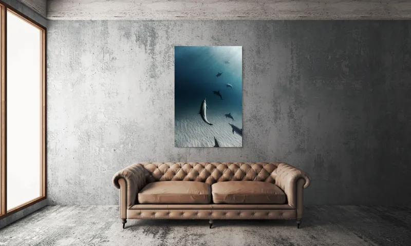 Tablou Canvas, "Dansul grațios al delfinilor sub apă", Delfini, Ocean, Lumina, Nisip, Albastru, Curent, Armonie, Explorare, 100 x 150 cm – poza 6