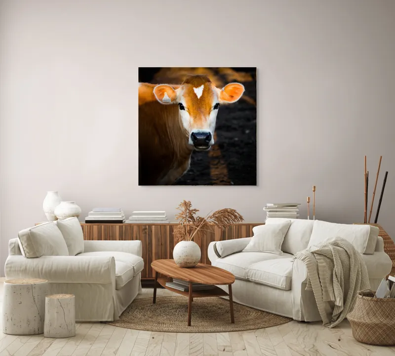 Tablou Canvas, "Vaca sub cerul dimineții aurii", 100 x 100 cm – poza 3
